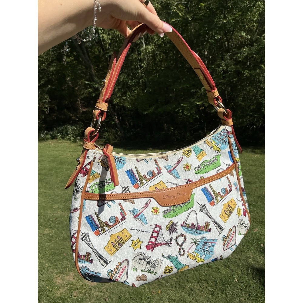 Dooney & Bourke East West Collins Hobo Handbag‎ Americana Hollywood Travel MINT
